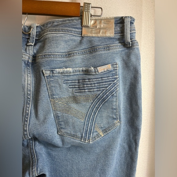 Women's Seven7 Plus Size 16 Light Wash Straight‎ Jeans EUC 0405 - Picture 5 of 11